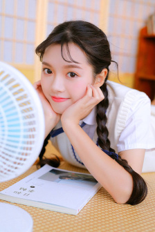 夜店DJ女跳舞衣服